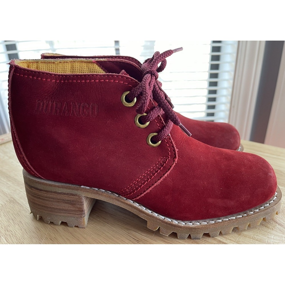 Durango Embossed Red Cranberry Suede Chukka Heeled Lace Up Boots Women's Size 6